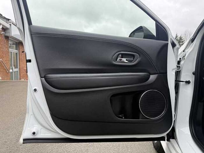 Honda HR-V Hybrid 1.5 i-VTEC EX 5dr 